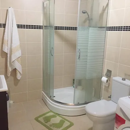 Aqua Vista A10 Apartment *
